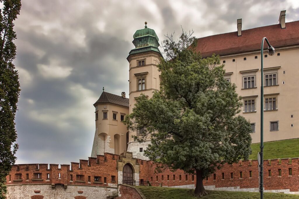 vista al castillo wawel en cracovia