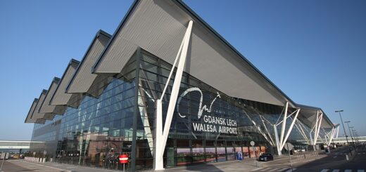 como ir al centro del aeropuerto de gdansk
