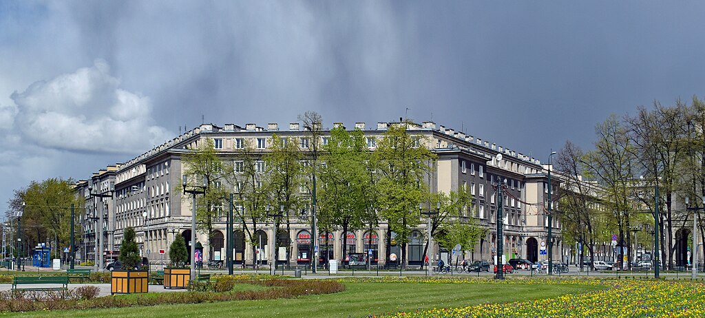 edificios en nowa huta en cracovia